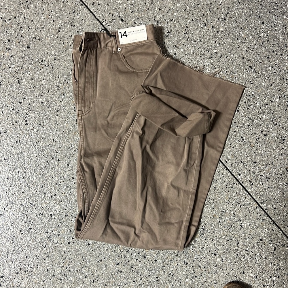 relaxed straight leg high rise almond/ brown jeans